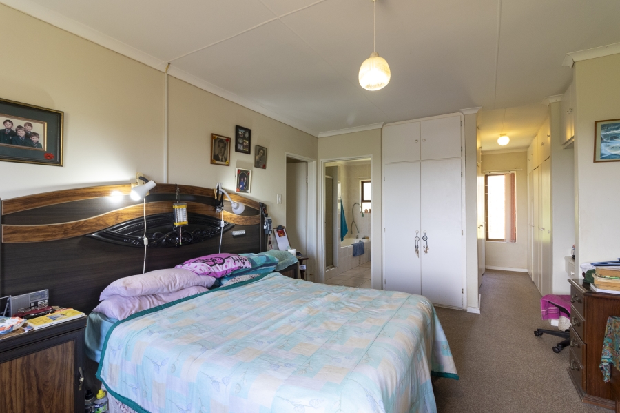 5 Bedroom Property for Sale in Forest Downs Eastern Cape